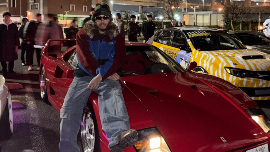 Hamilton aparece con un Ferrari F40 en el mítico parking japonés de Daikoku… al estilo Fast & Furious hamilton aparece con un ferrari f40 en el mítico parking japonés de daikoku… al estilo fast & furious