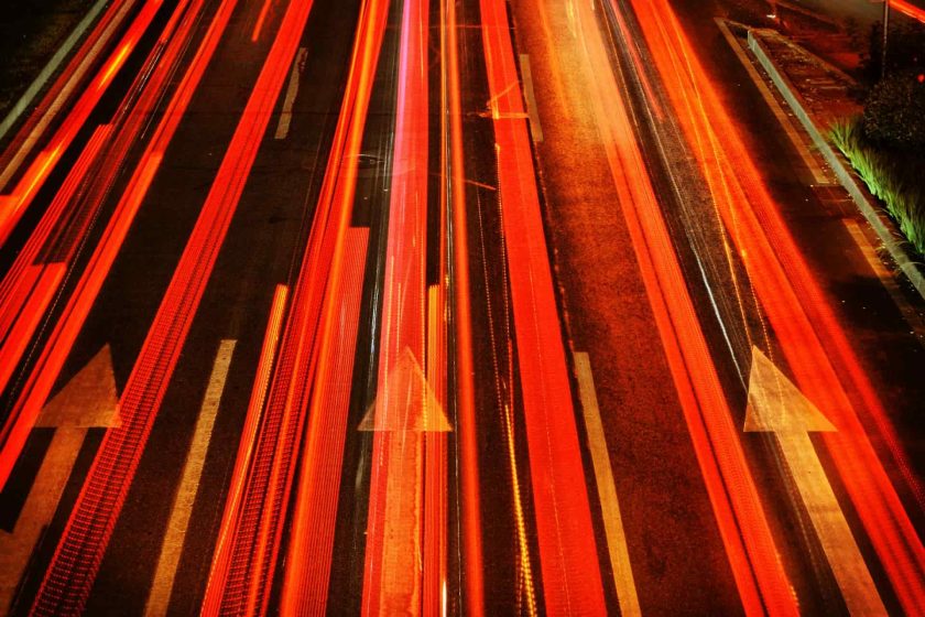 los etf bitcoin rompen racha de nueve entradas tras salida por usd $263 millones