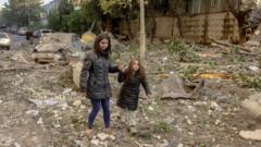al menos 21 muertos en ucrania en uno de los mayores ataques de rusia en los últimos meses con más de 700 drones